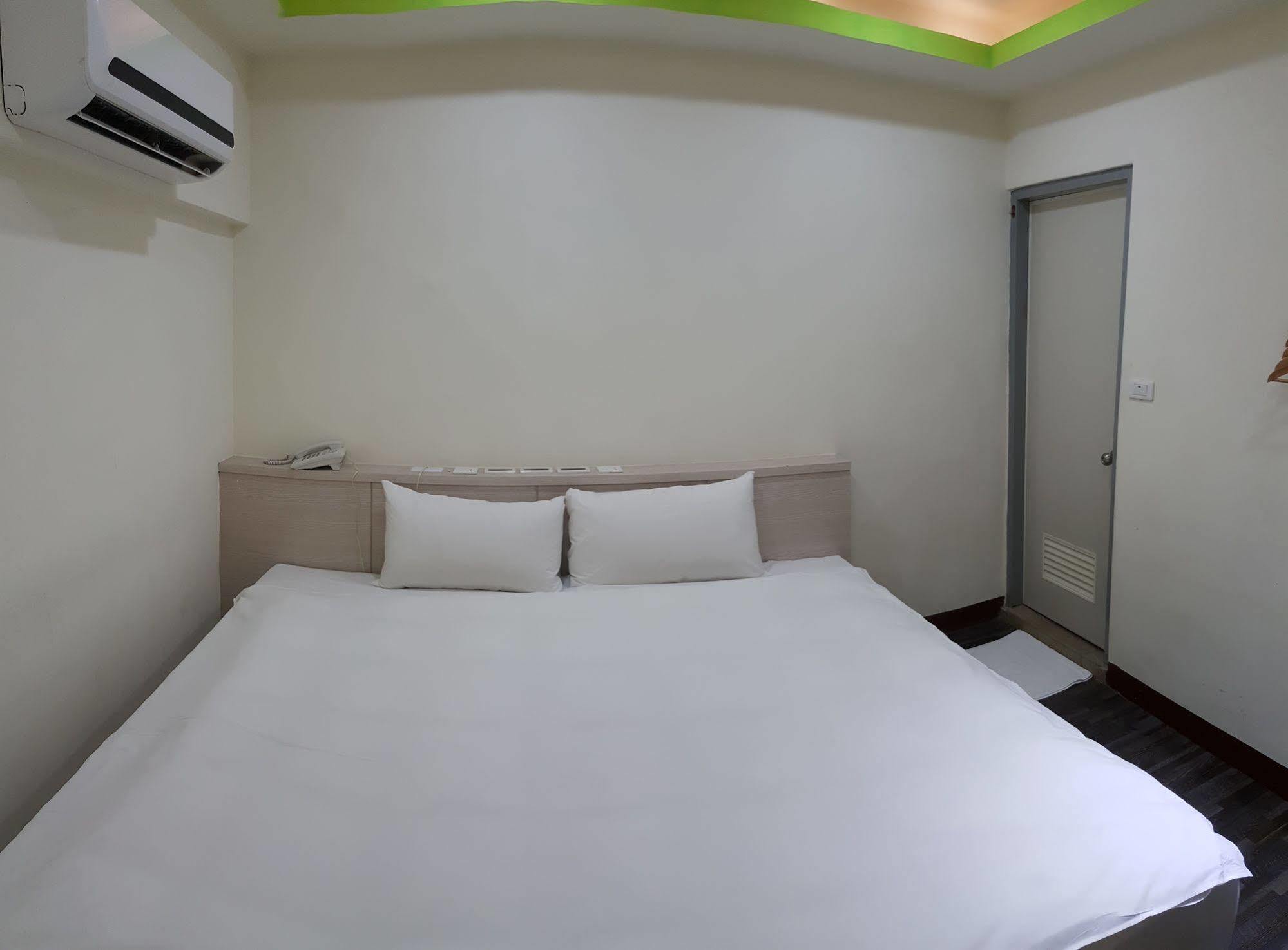 微旅時尚旅店 Hotel Douliu Exterior foto